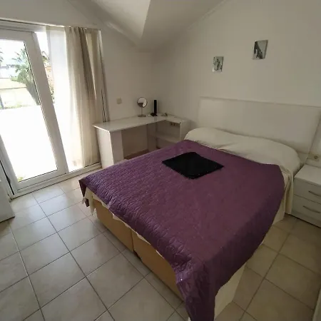 Aryam Bed & Breakfast